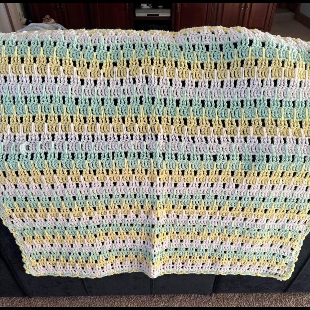 Crochet Baby Blanket Handmade NEW